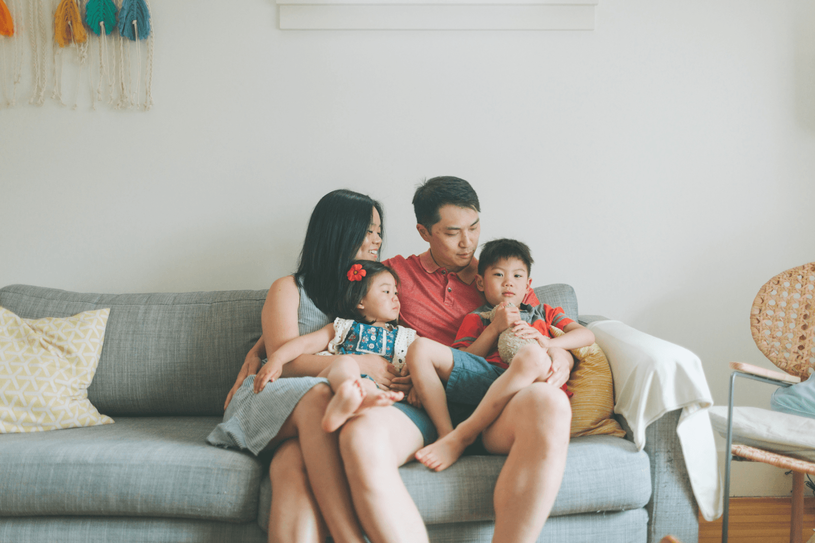 Bảo hiểm y tế hộ gia đình - bảo vệ sức khỏe cho cả gia đình.