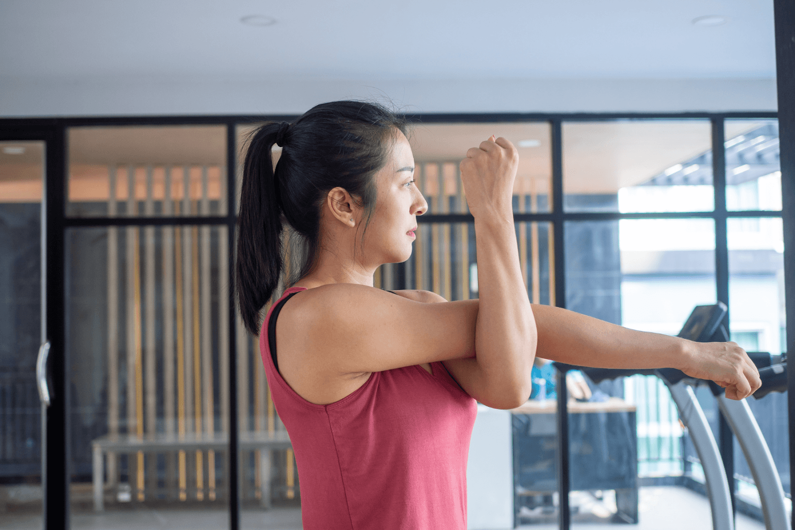 Không khởi động trước buổi tập là nguyên nhân chính dẫn đến những chấn thương không đáng có.