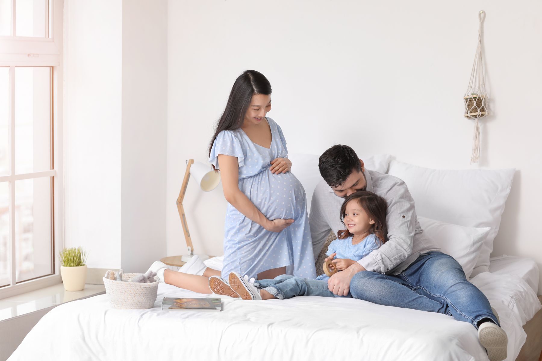 Hiện nay có 3 loại bảo hiểm thai sản chính (Nguồn: Canva)