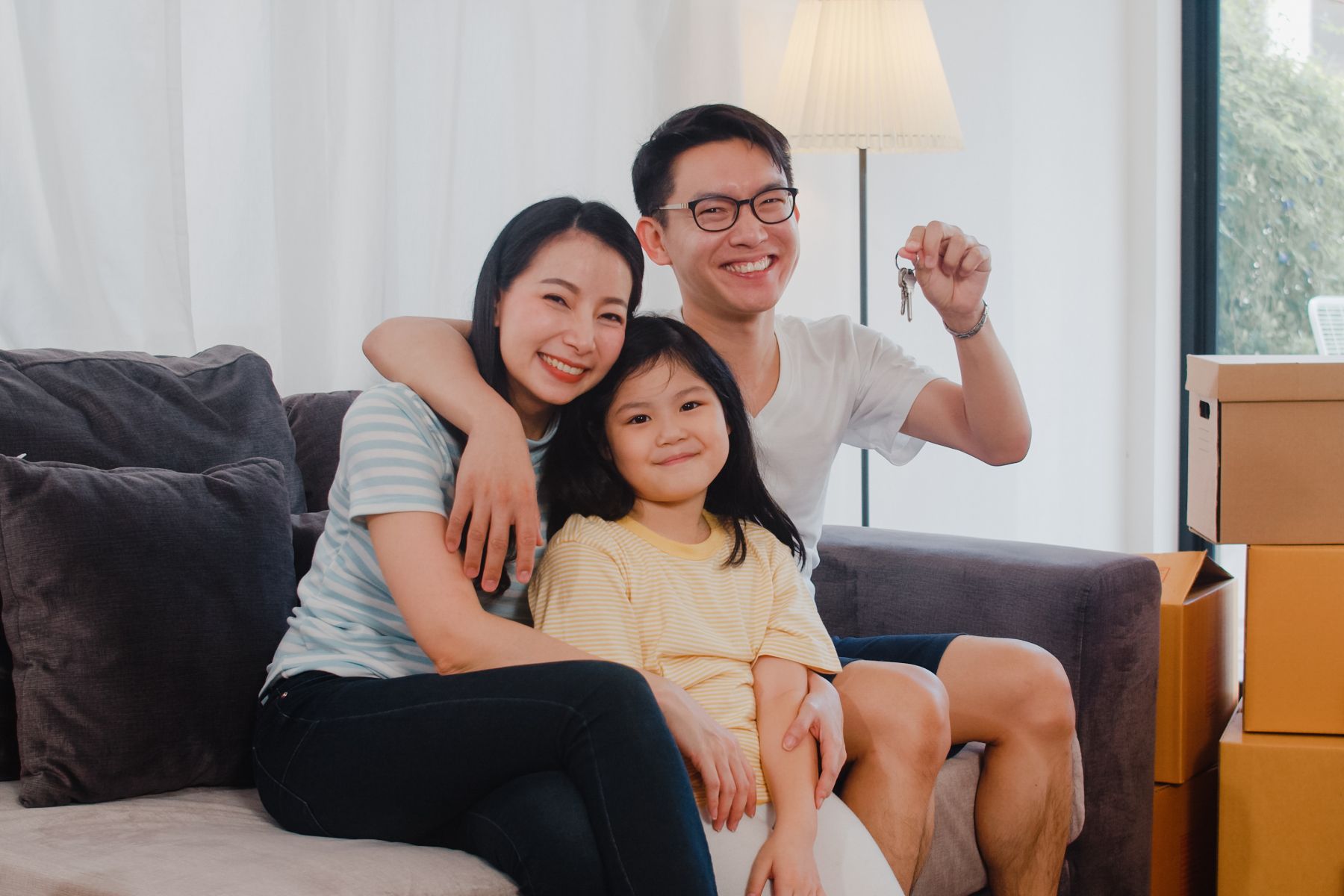 Cân nhắc các ưu nhược điểm trước khi vay theo bảo hiểm nhân thọ.