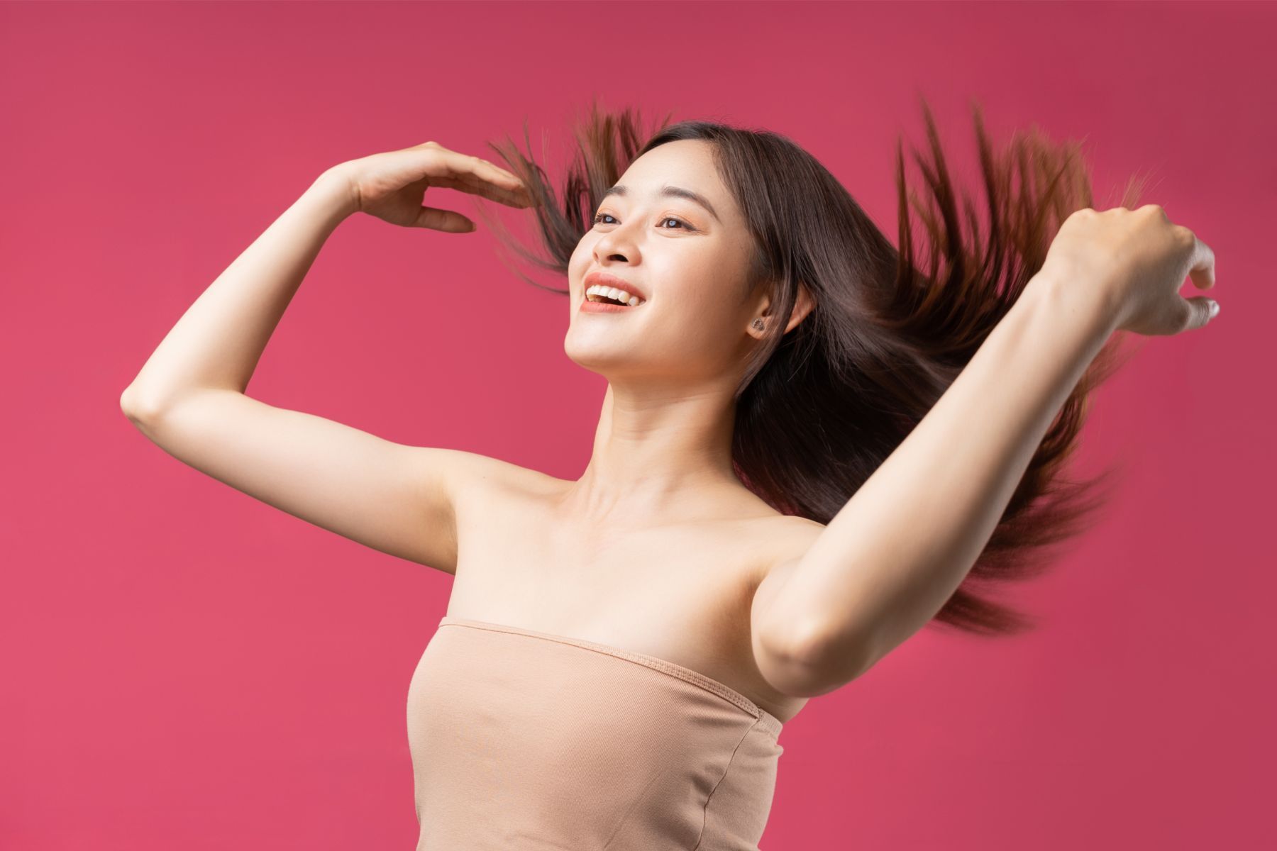Cắt tóc ngày nào tốt? (Nguồn: Canva)