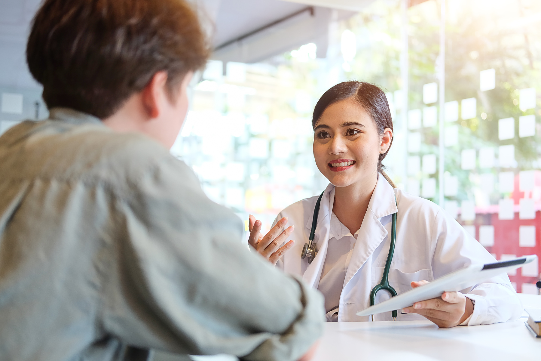 Chế độ ốm đau là quyền lợi cơ bản và được đề cập đầu tiên trong nhóm quyền lợi của người tham gia bảo hiểm xã hội