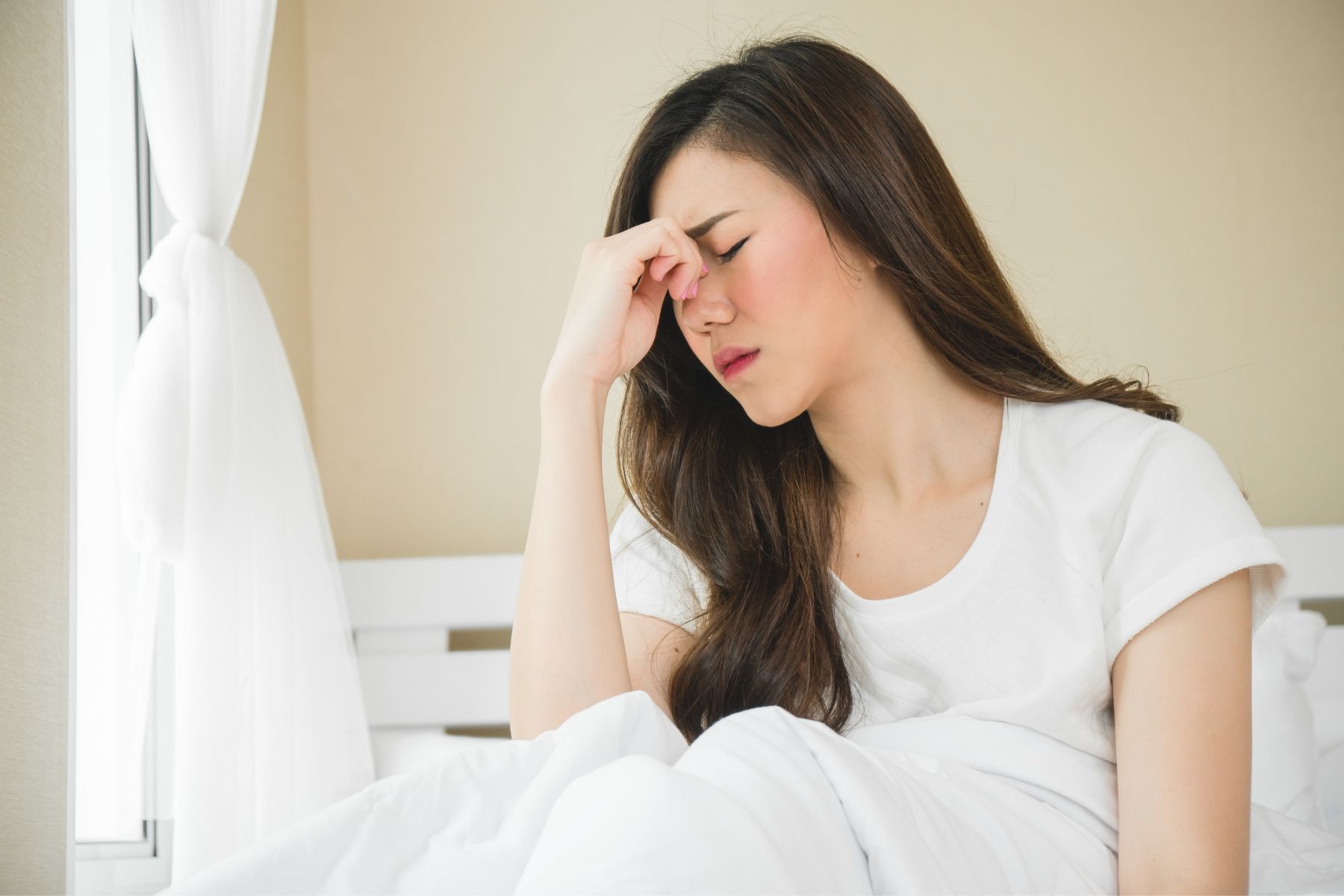 Thiếu ngủ là một trong những nguyên nhân gây não cá vàng (Nguồn: Canva)