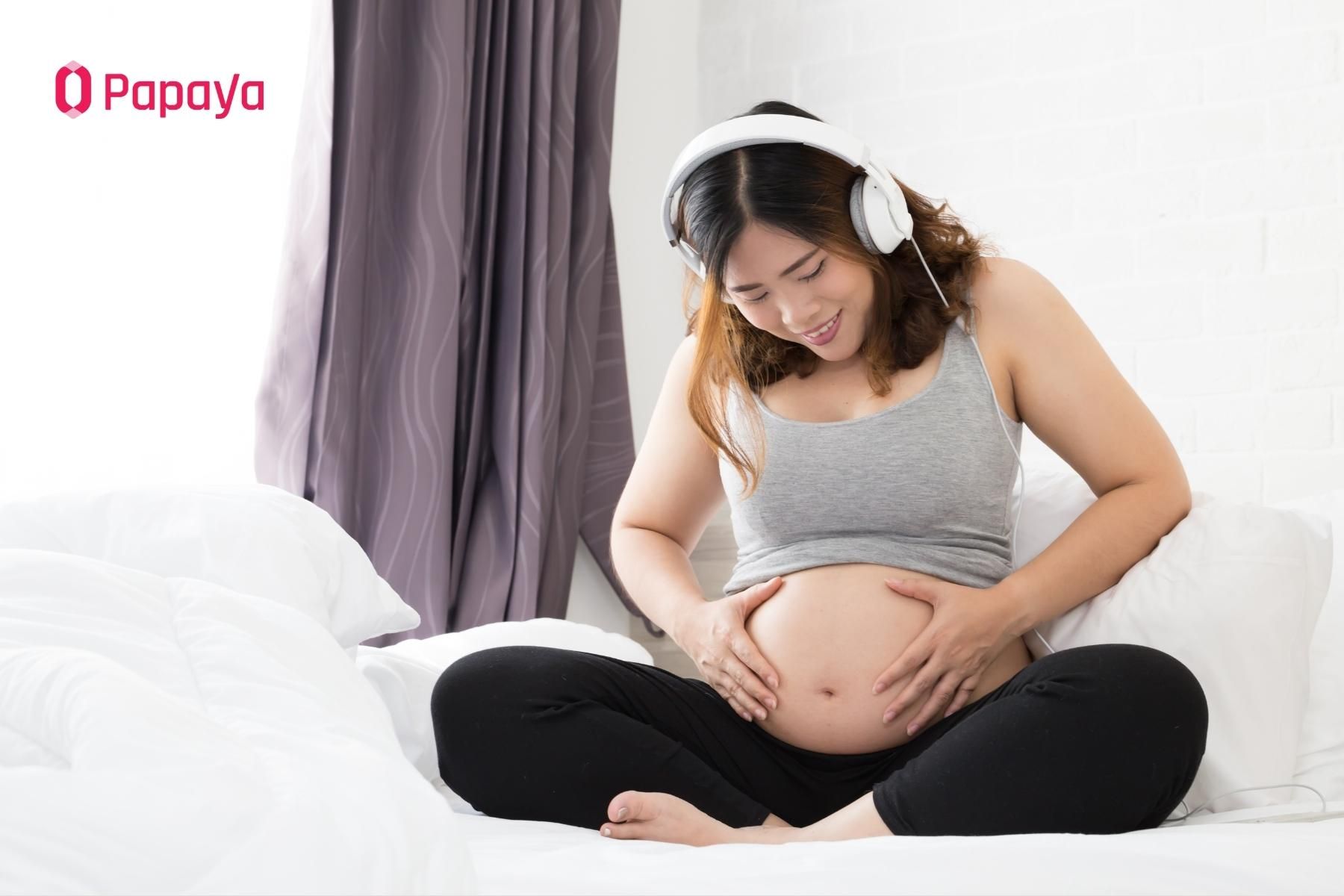 Mẹ nên cho bé nghe nhạc khoảng 20 phút/lần và mỗi ngày 2-3 lần