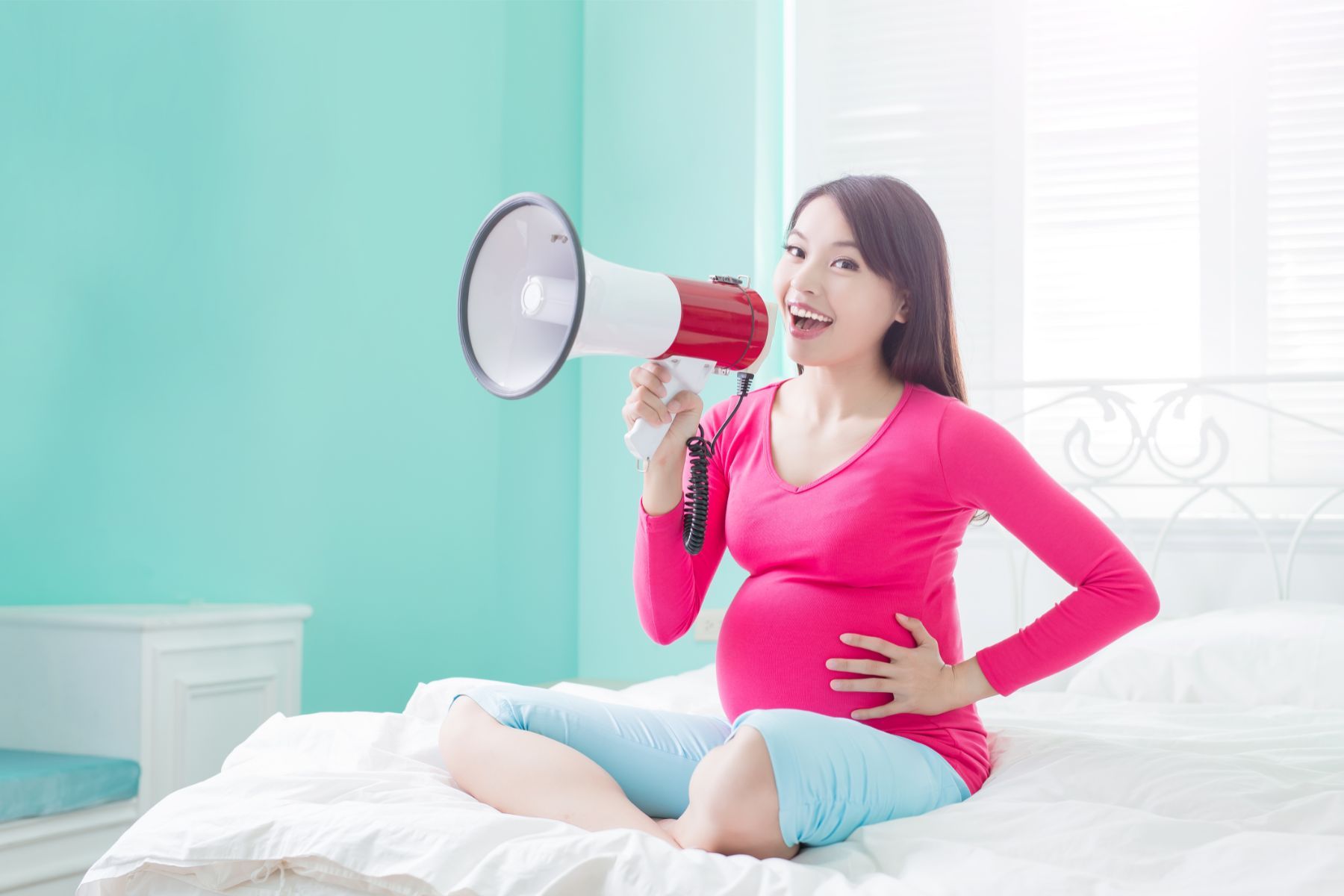 Có 3 bước làm thủ tục nhận bảo hiểm thai sản (Nguồn: Canva)