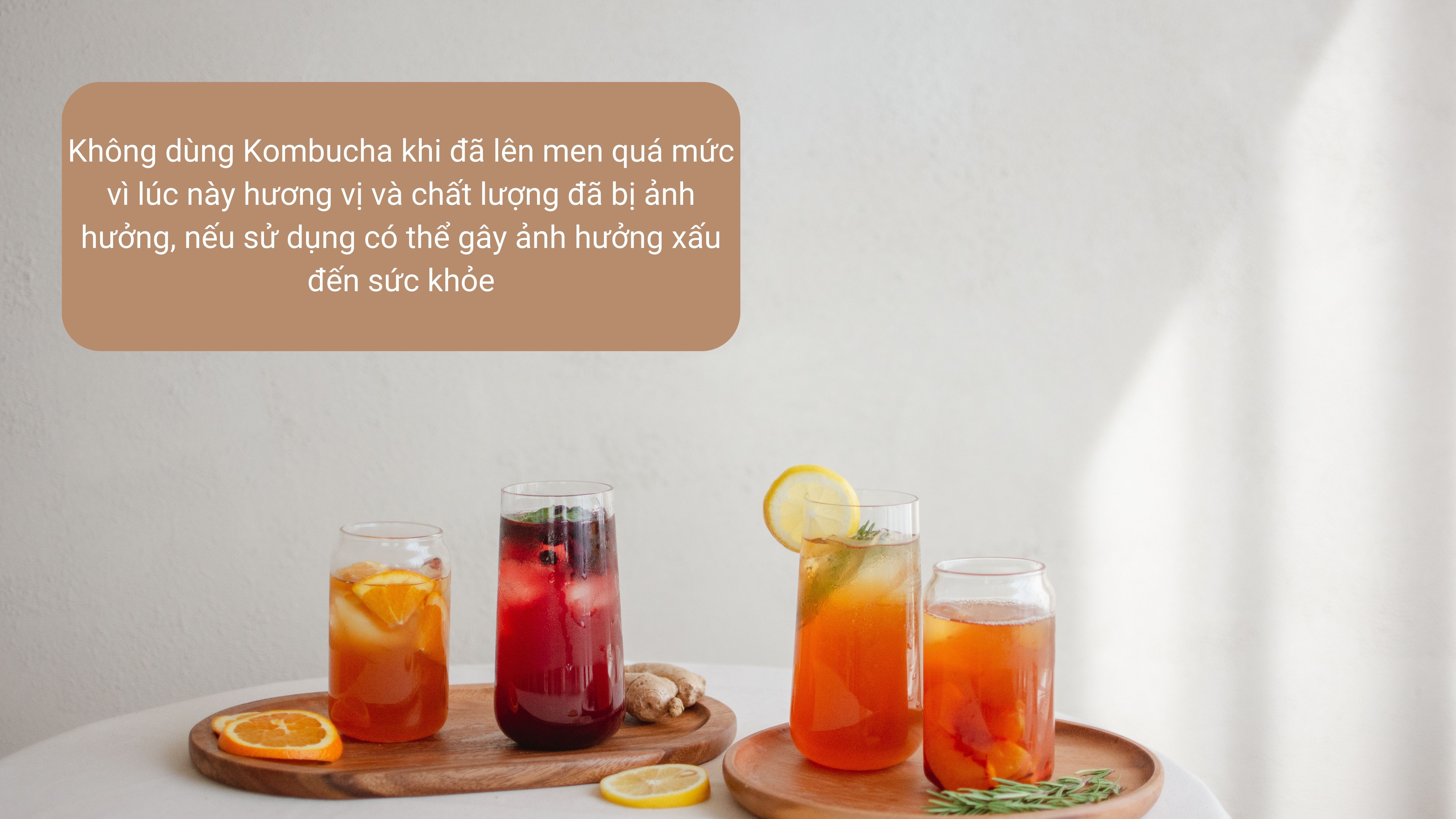 Sử dụng trà Kombucha đúng cách để không mang lại ảnh hưởng xấu  - Nguồn: Canva