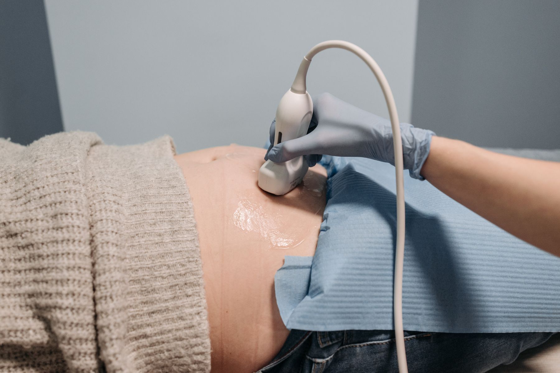 Thể tích nước ối được xác định thông qua siêu âm thai